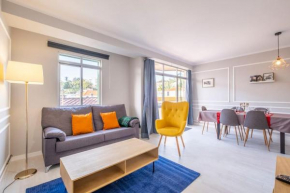Lux City Center Apartment